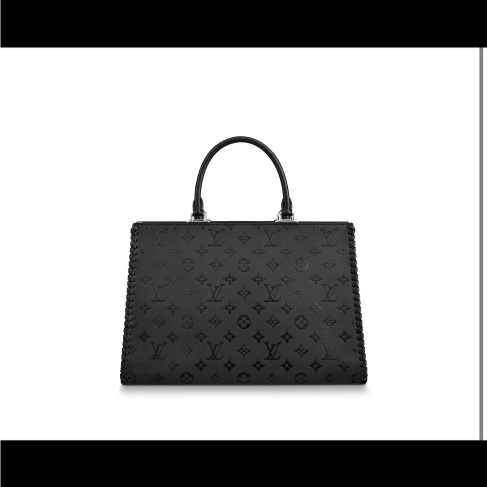 Authentic Louis Vuitton - Picture 4 of 16
